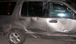 Nổi cơn ghen, ông lão kéo lê nhân tình và đâm xe tình địch